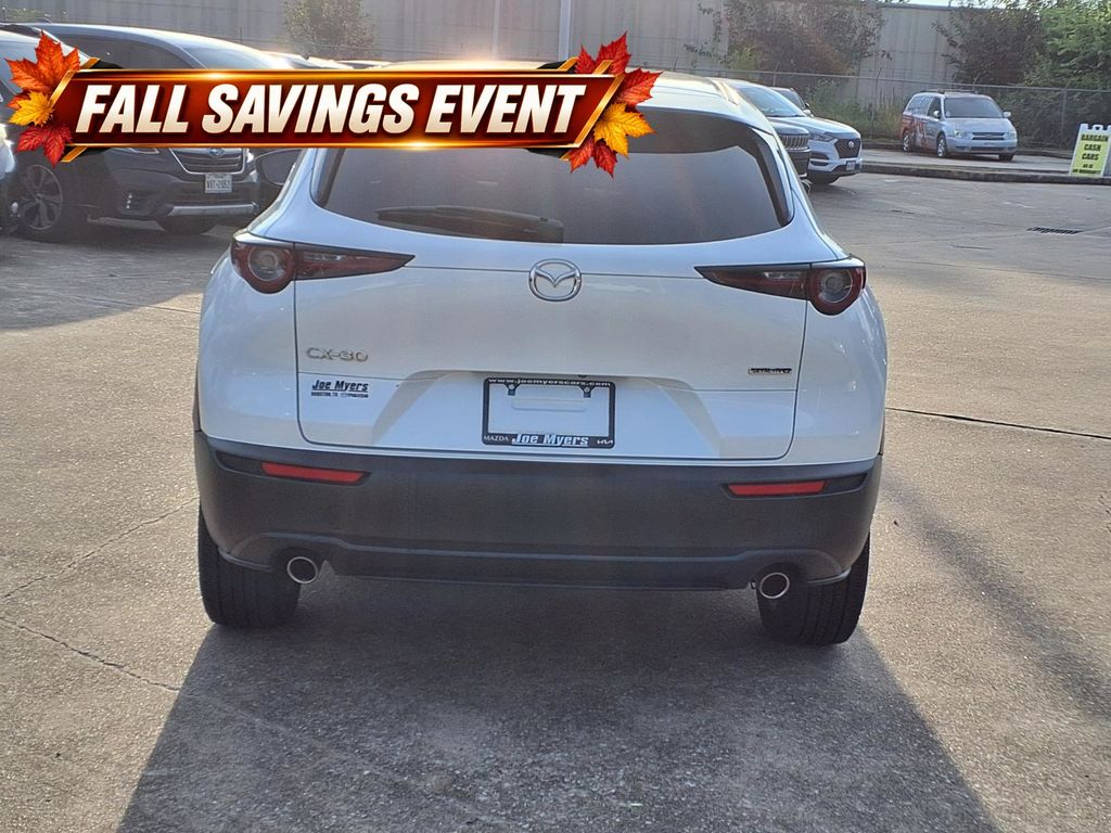 Used 2021 Snowflake White Pearl Mica Mazda Preferred image 8