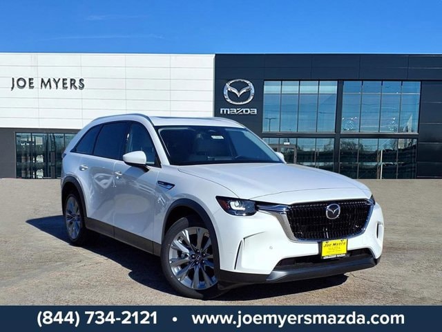 2026 Mazda CX-90 Preferred Package's photo