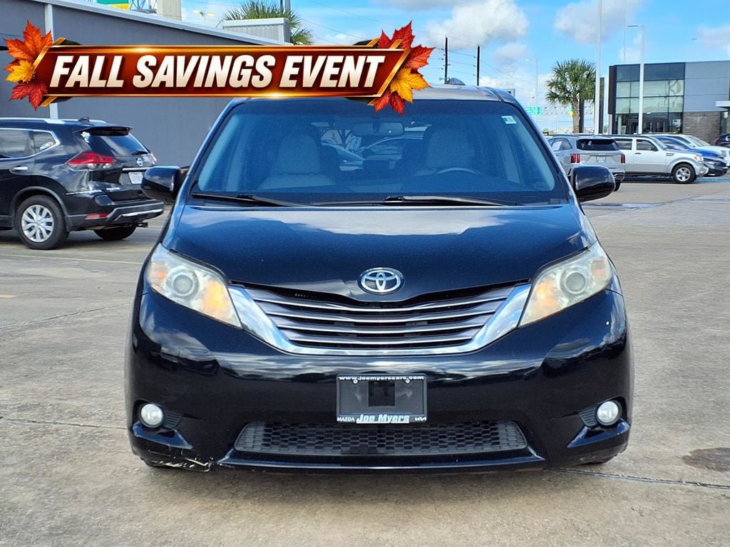 Used 2017 Midnight Black Metallic Toyota XLE Premium image 7