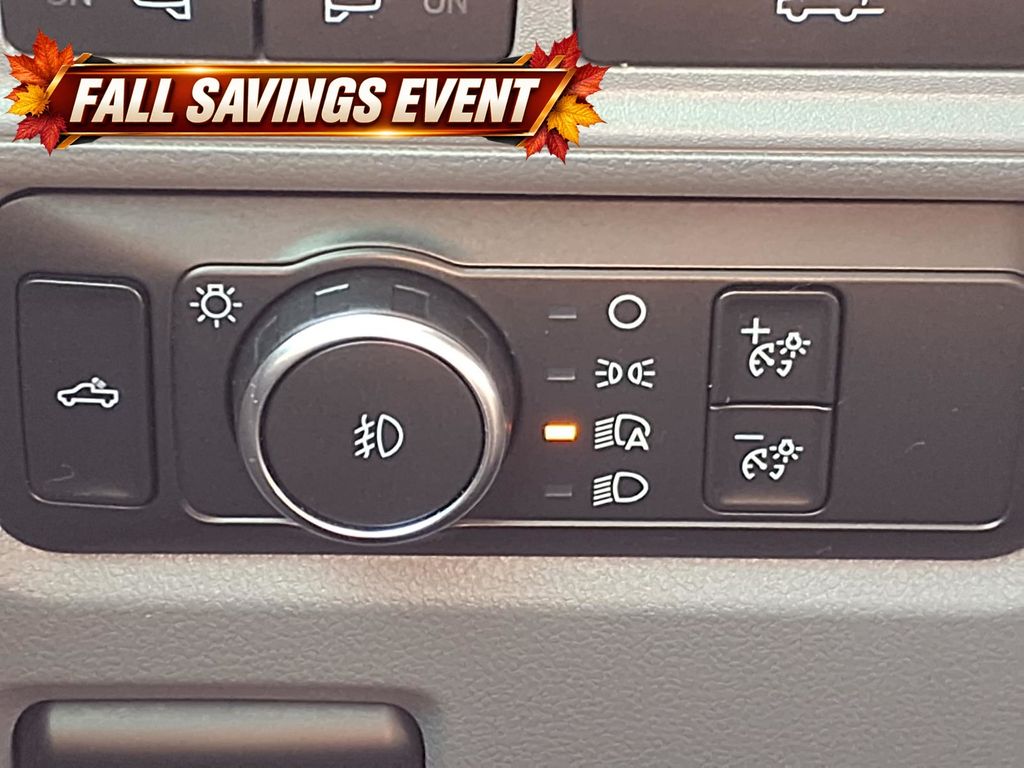 Used 2021 Guard Metallic Ford XLT image 16