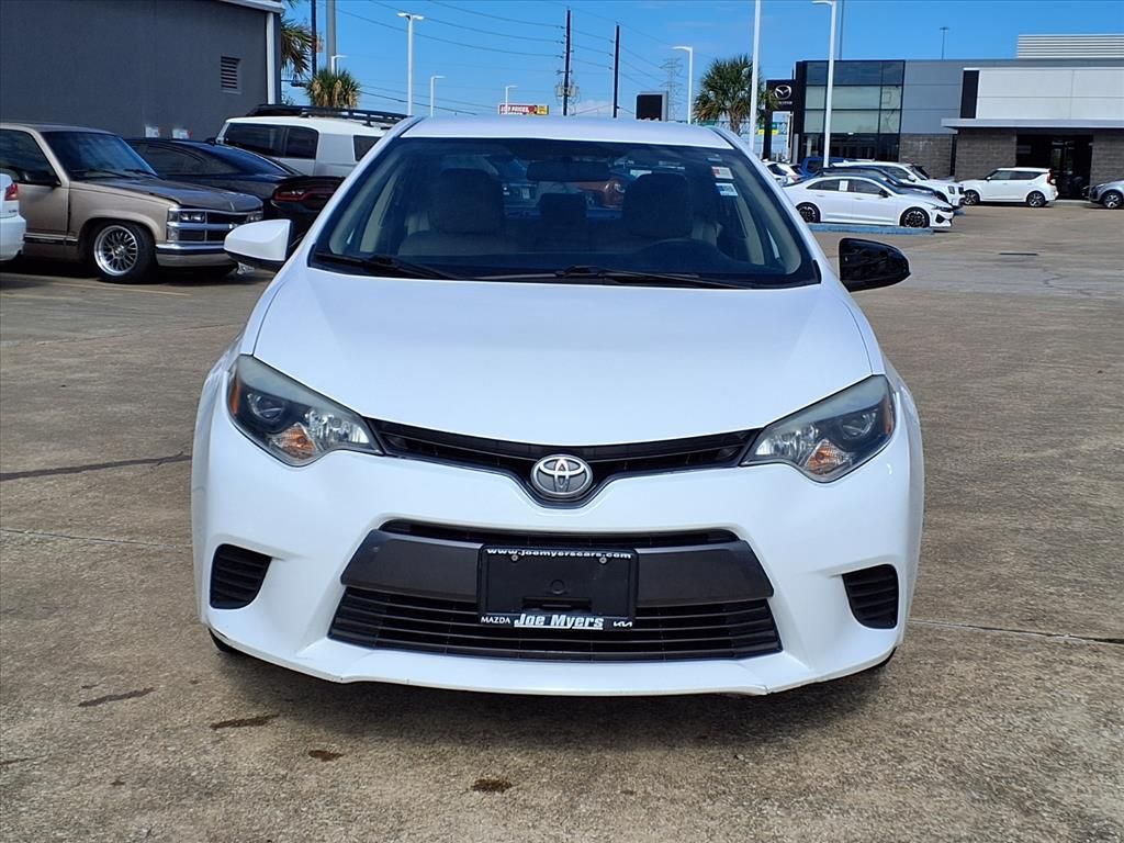 Used 2016 Super White Toyota LE image 7