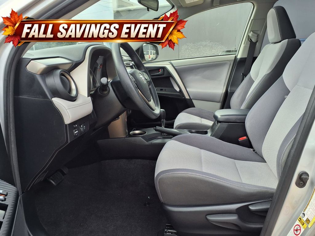Used 2013 Classic Silver Metallic Toyota XLE image 11