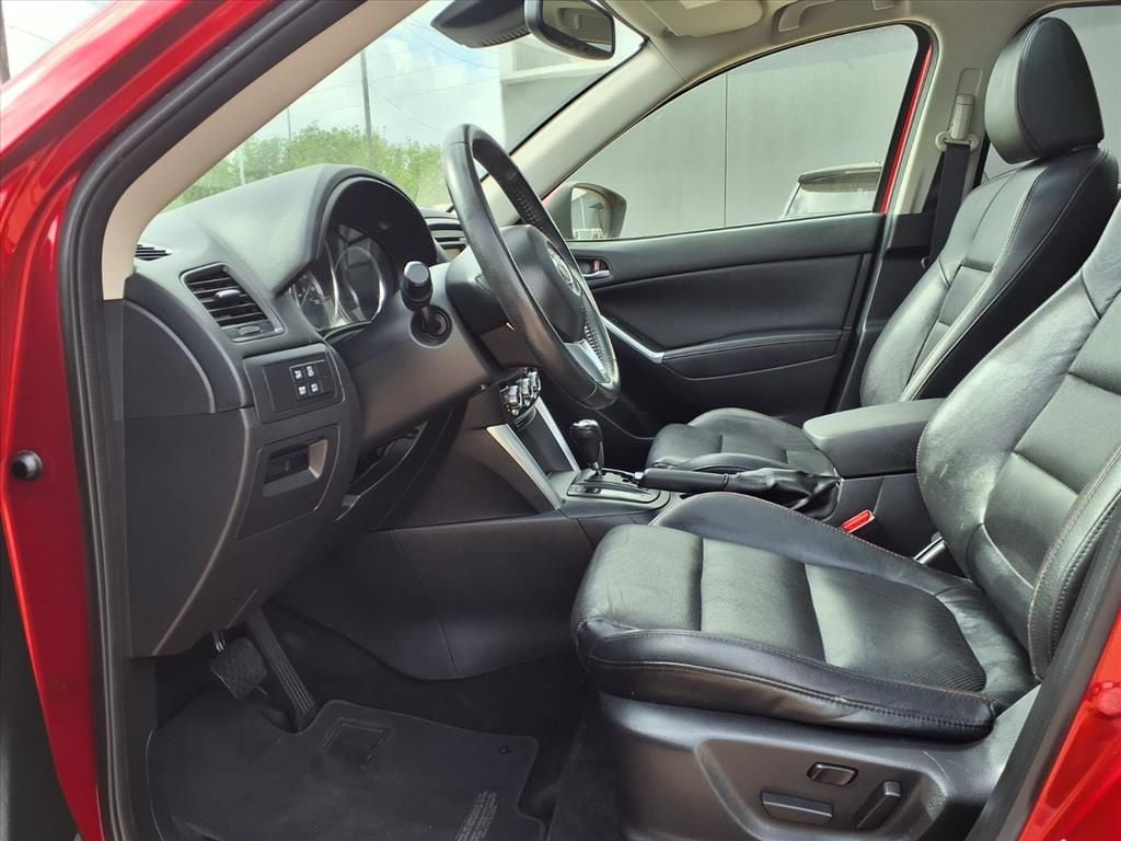 Used 2014 Red Metallic Mazda Grand Touring image 11