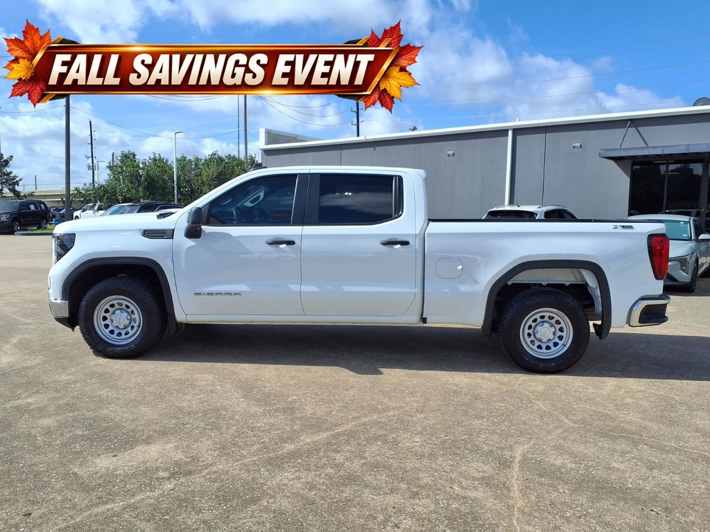 Used 2025 Summit White GMC Pro image 5