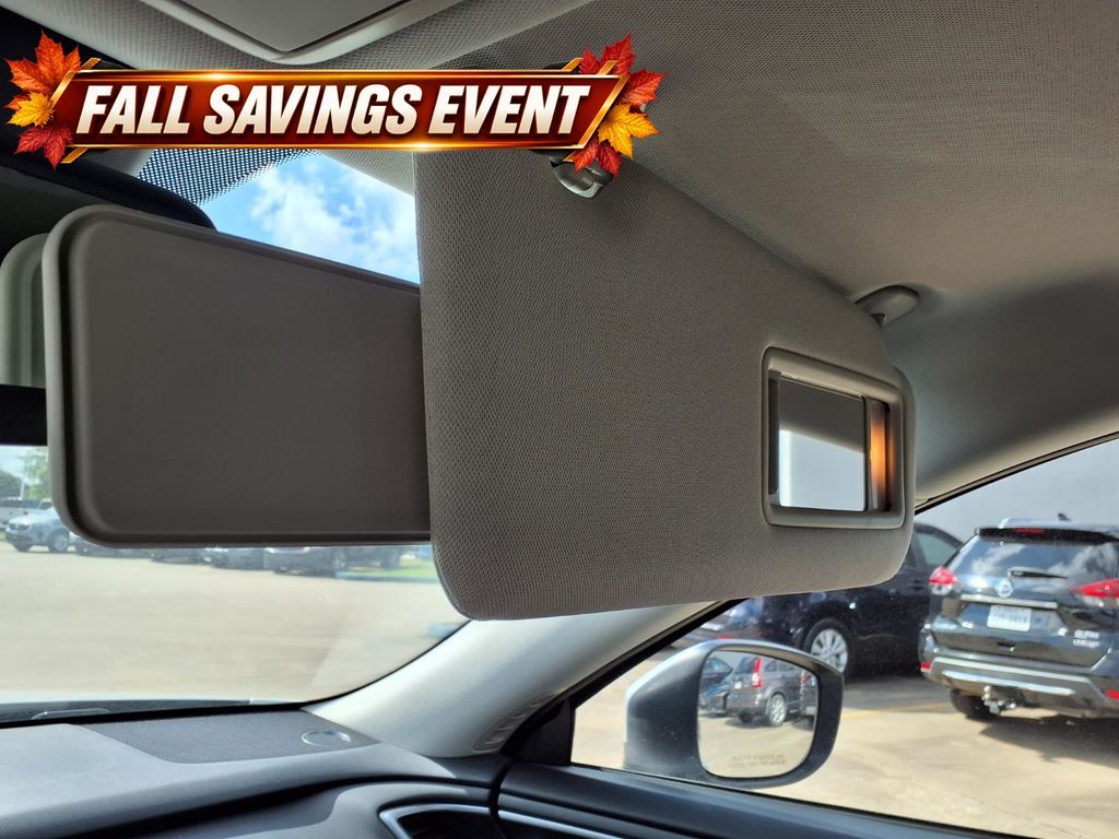 Certified Used 2022 Sonic Silver Metallic Mazda Touring image 27