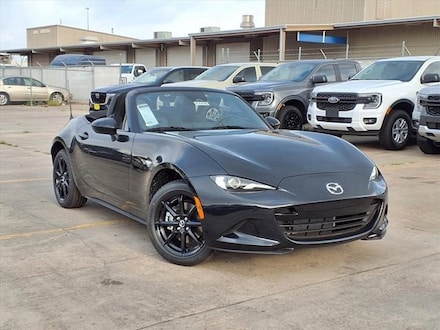 2026 Mazda MX-5 Miata Sport Convertible