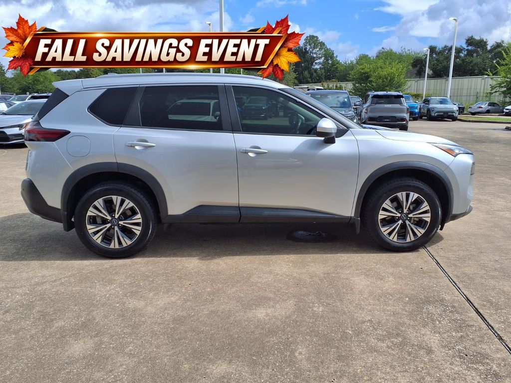 Used 2023 Brilliant Silver Metallic Nissan SV image 6