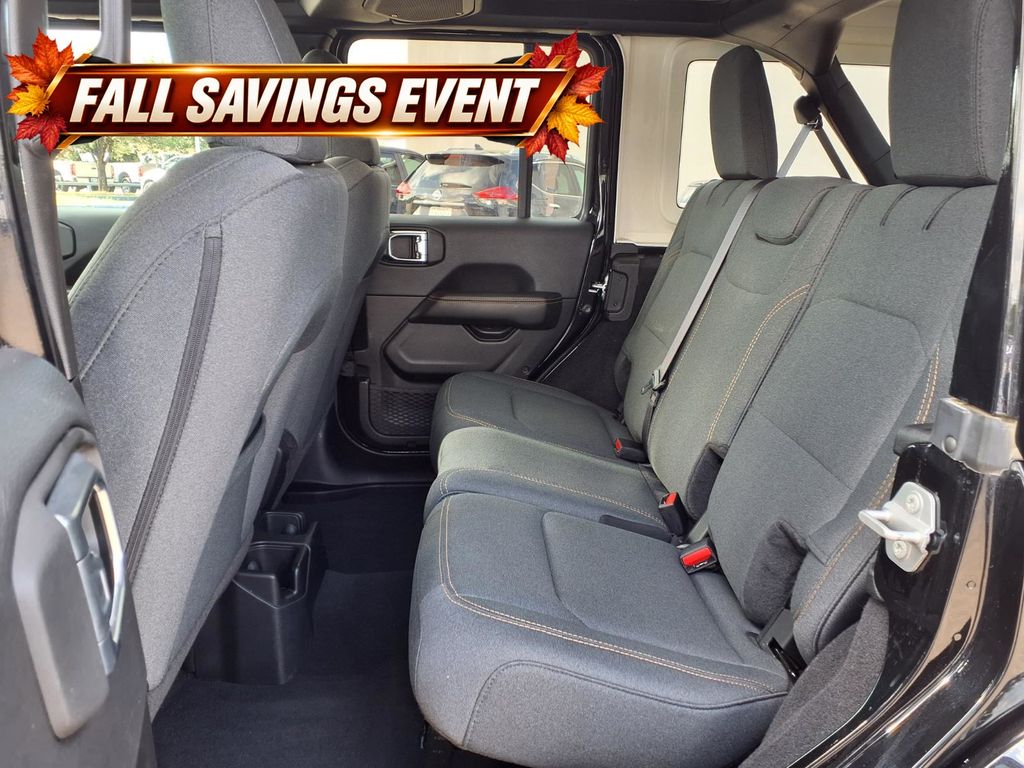 Used 2025 Black Clearcoat Jeep Sahara image 11