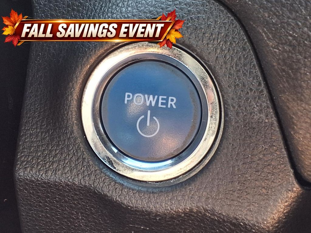 Used 2022 Blizzard Pearl Toyota SE image 14