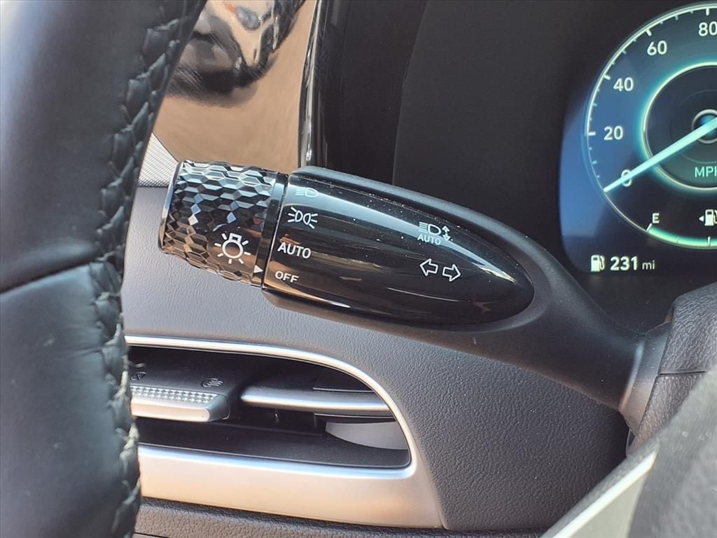 Used 2024 Typhoon Silver Hyundai SEL image 18