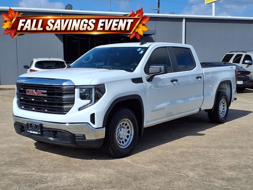 Used 2025 Summit White GMC Pro image 3