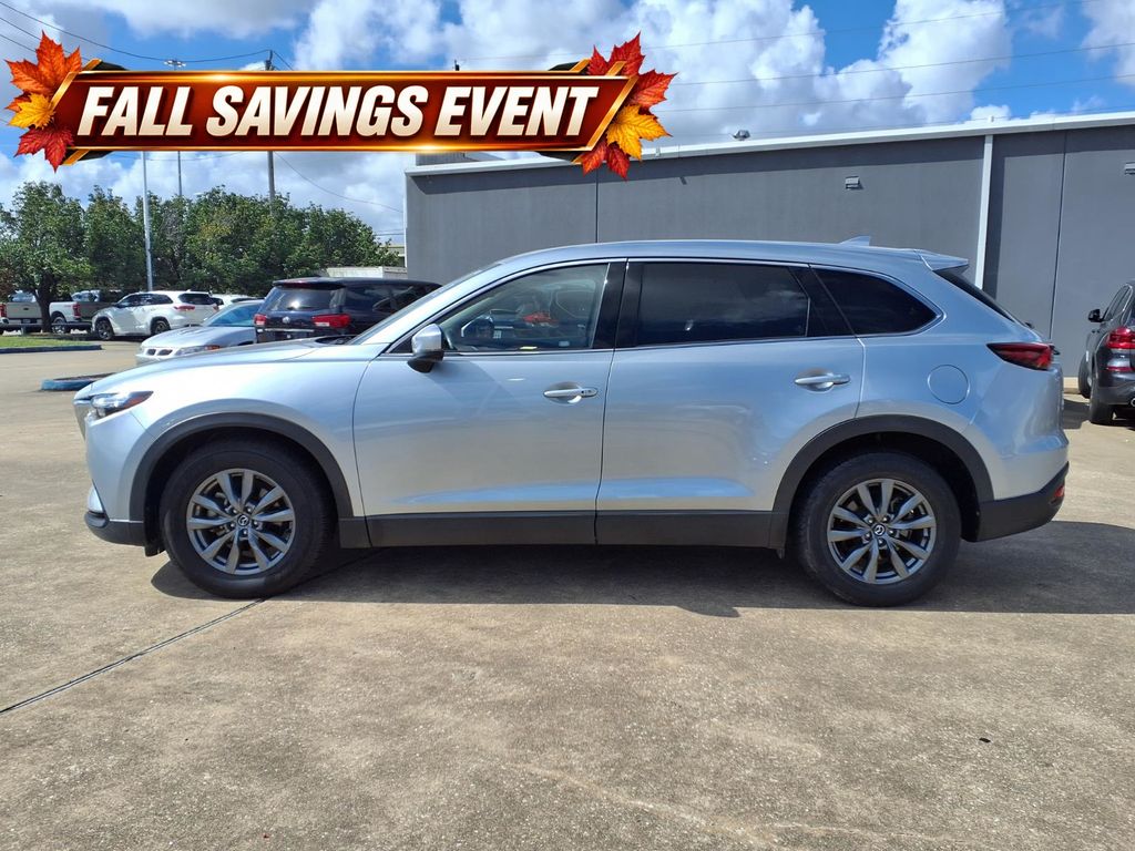 Certified Used 2022 Sonic Silver Metallic Mazda Touring image 5