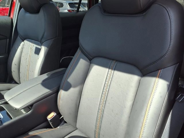 New 2025 Soul Red Crystal Metallic Mazda Premium AWD image 5