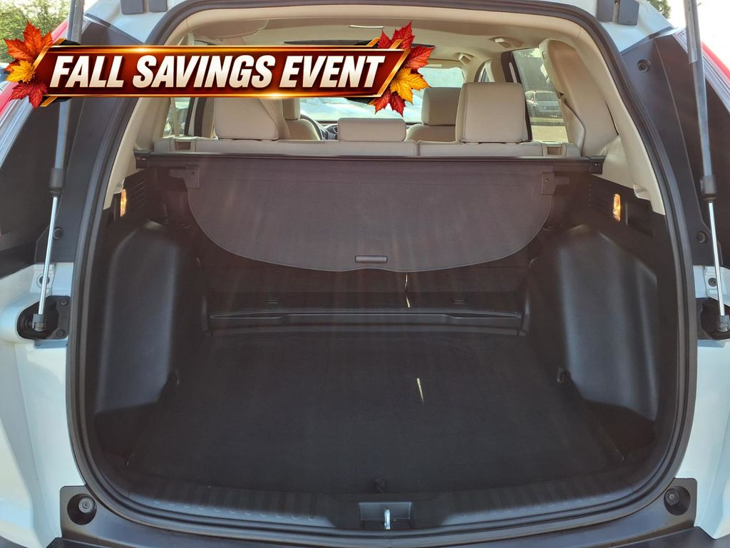 Used 2019 White Honda EX image 13