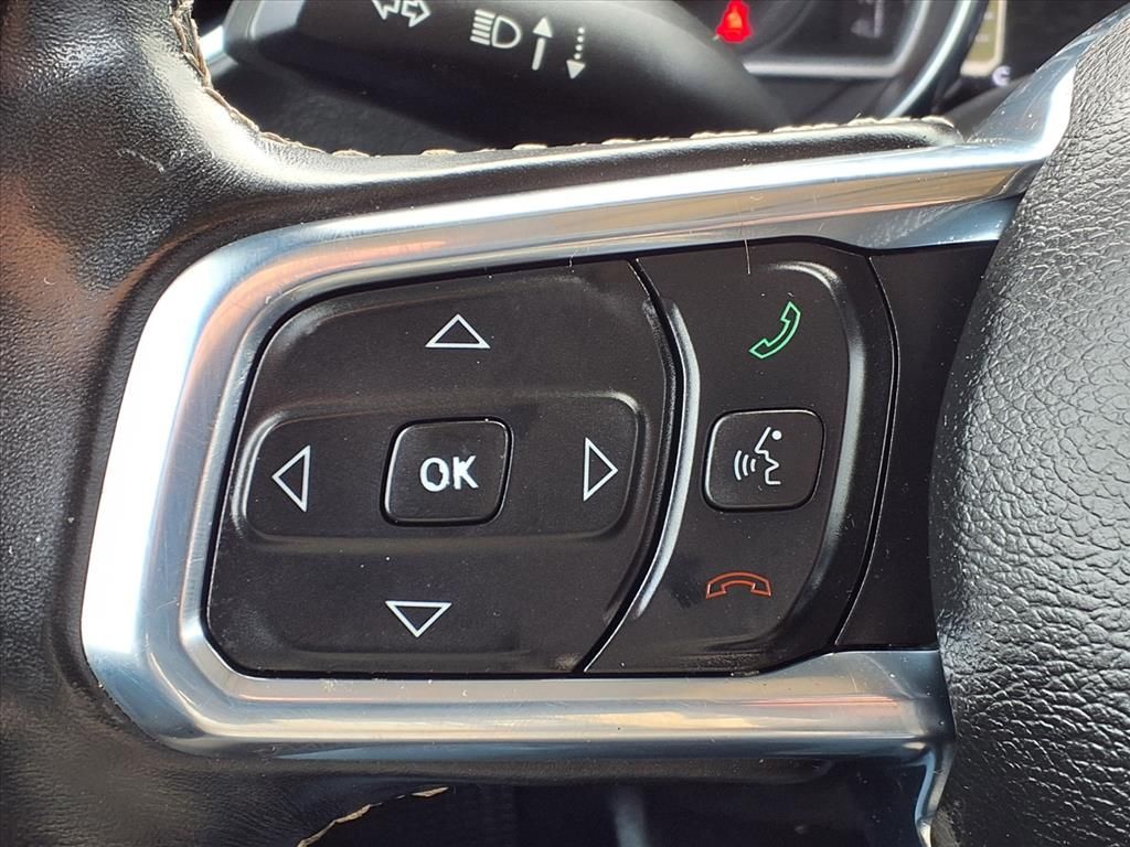 Used 2021 Granite Crystal Metallic Clearcoat Jeep Overland image 15