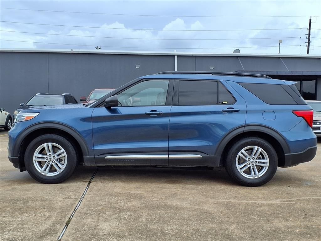 Used 2020 Blue Ford XLT image 5