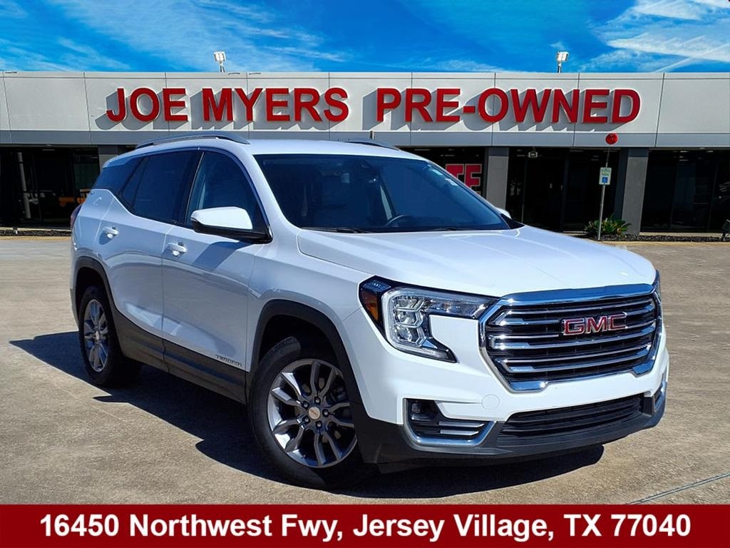 Used 2024 GMC Terrain SLT SUV