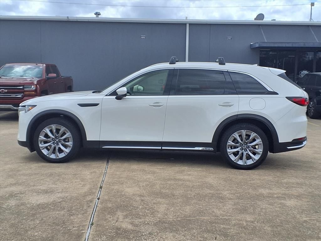 Used 2024 White Mazda 3.3 Turbo Premium Plus image 26