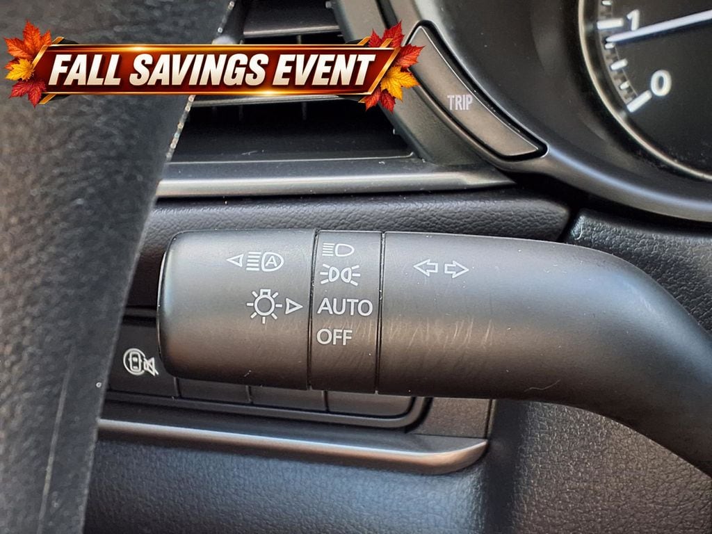 Used 2025 Snowflake White Pearl Mica Mazda 2.5 S image 15