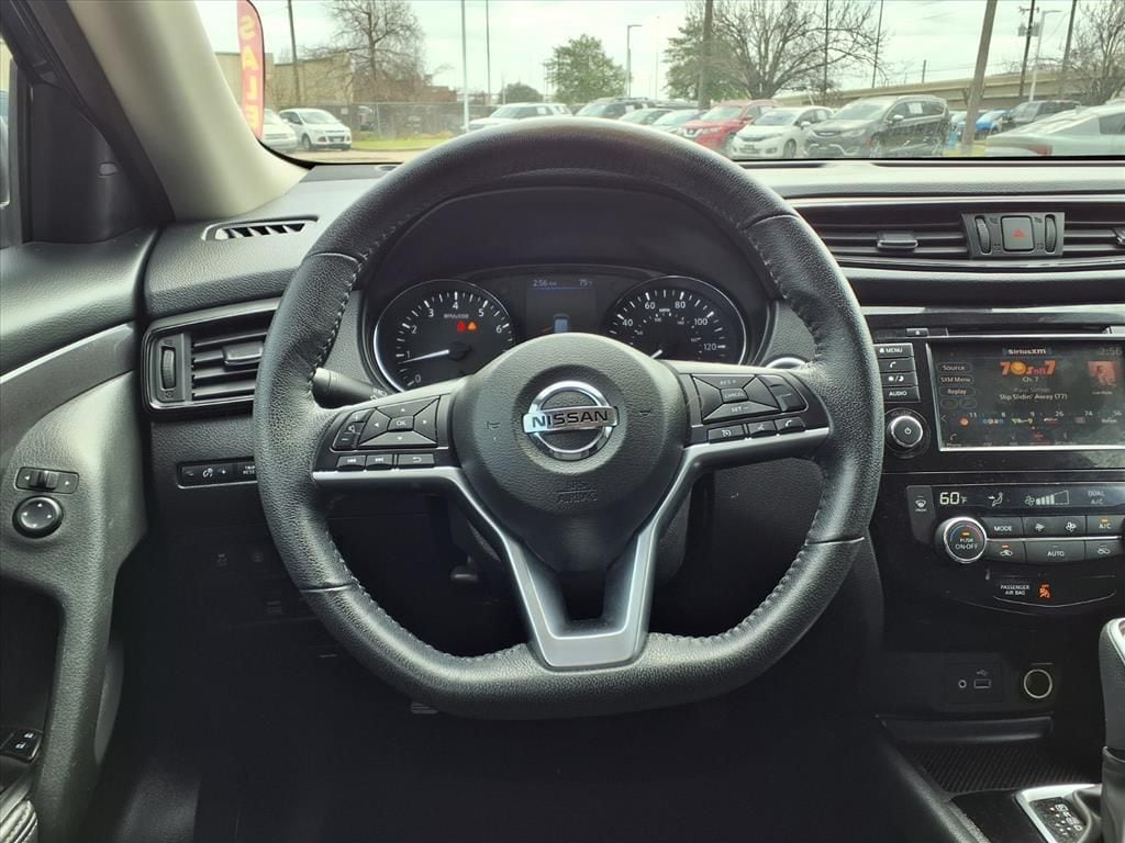 Used 2019 Caspian Blue Metallic Nissan SV image 12