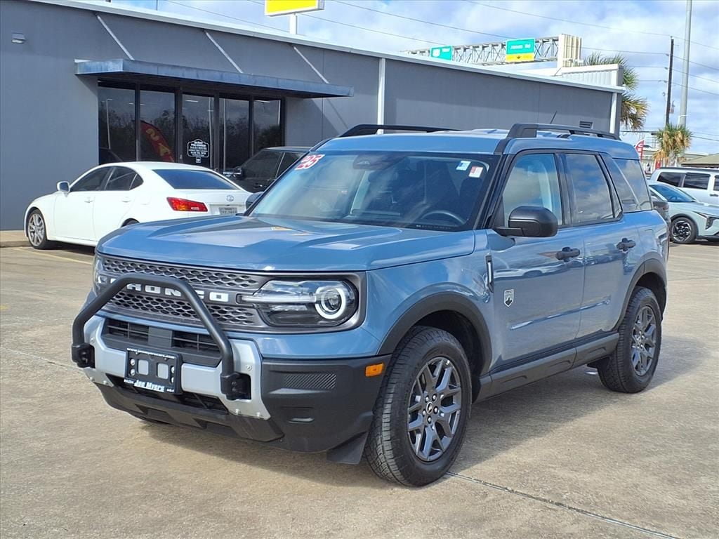 Used 2025 Azure Gray Metallic Ford Big Bend image 3