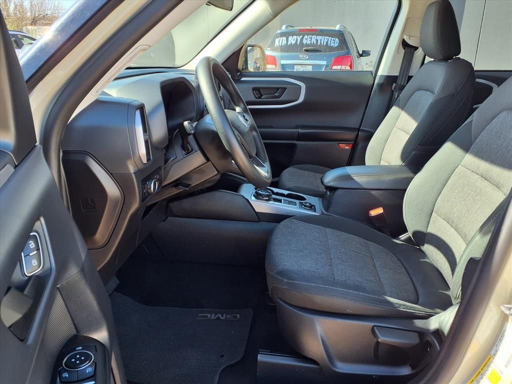 Used 2024 Desert Sand Ford Big Bend image 10