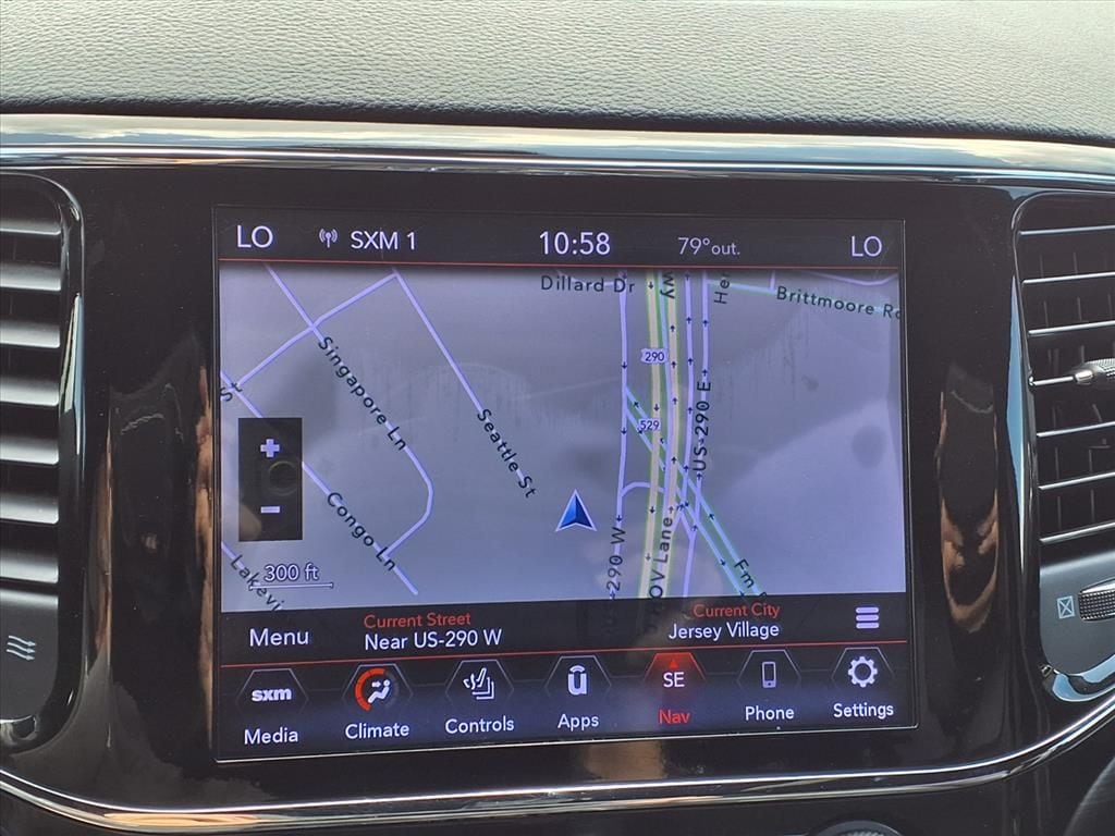 Used 2020 Bright White Clearcoat Jeep Altitude image 27