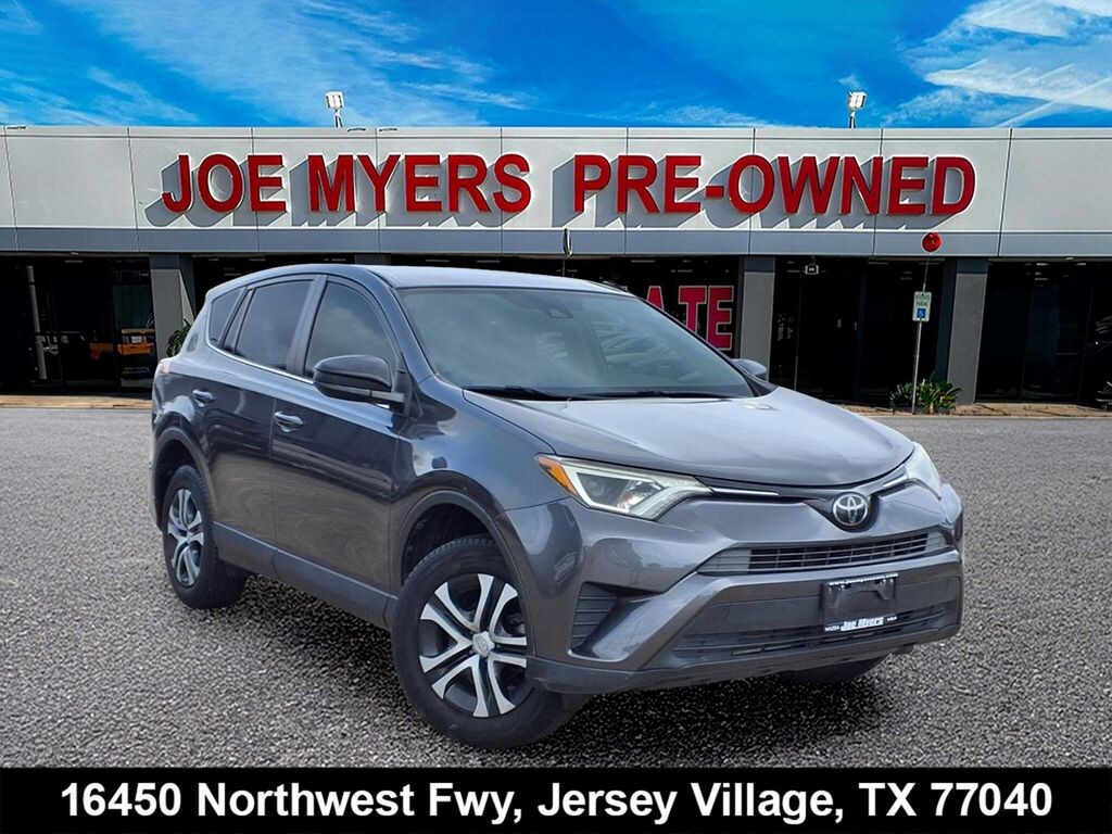 Used 2018 Toyota RAV4 LE SUV