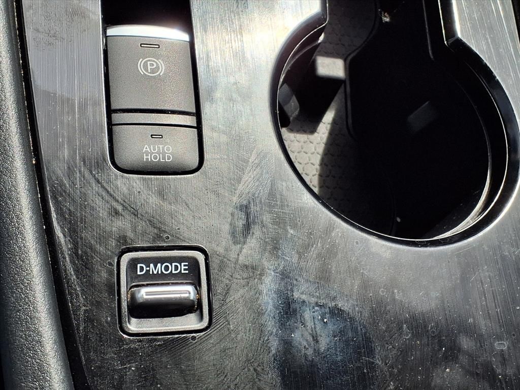 Used 2021 Gun Metallic Nissan S image 22