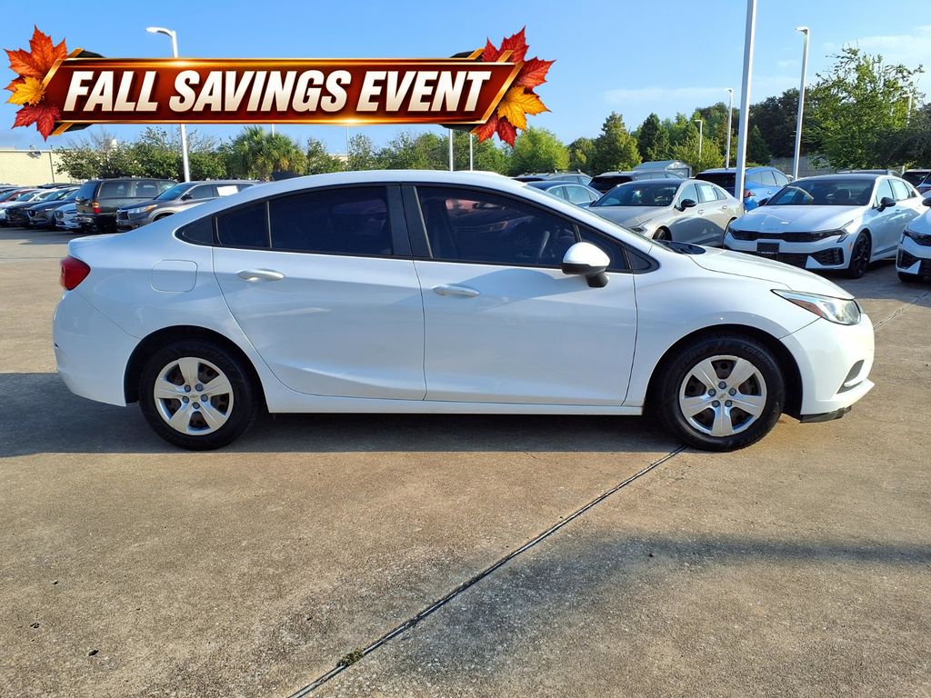 Used 2017 Summit White Chevrolet LS image 6