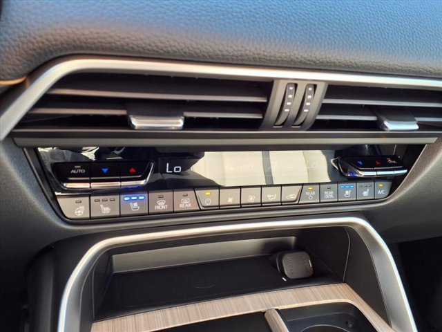 New 2026 Platinum Quartz Metallic Mazda 3.3 Turbo Premium Sport AWD image 13