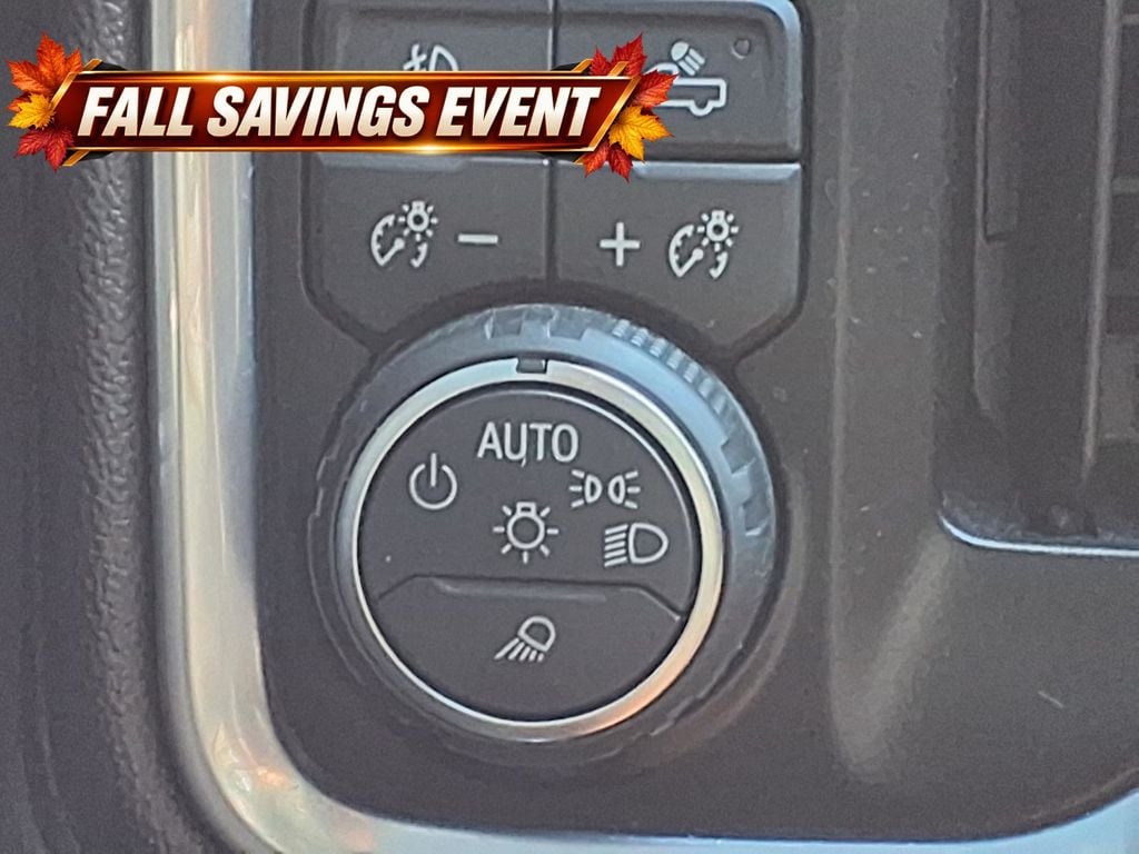 Used 2021 Summit White Chevrolet LT Trail Boss image 17