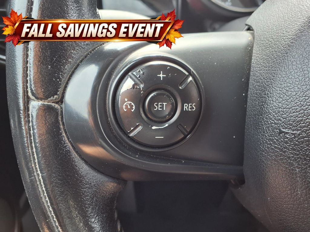 Used 2014 Blazing Red MINI Base image 17