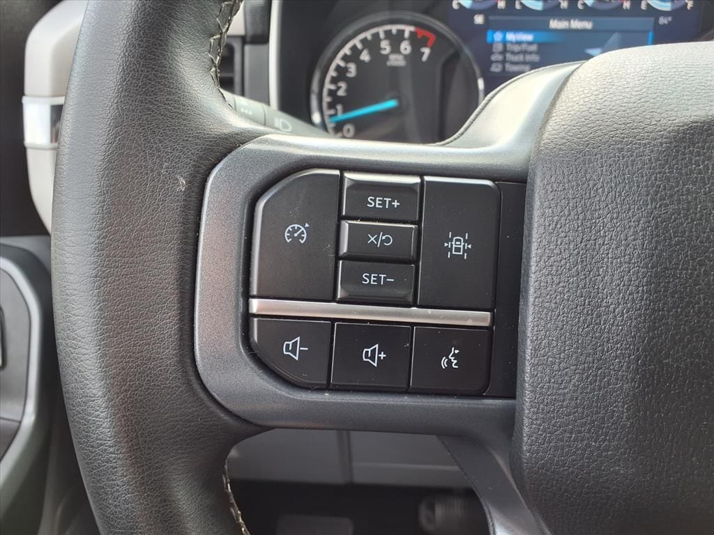 Used 2023 Iconic Silver Metallic Ford XLT image 18