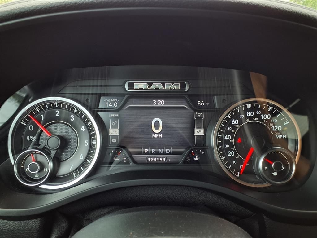 Used 2019 Maximum Steel Metallic Clearcoat Ram Laramie image 18