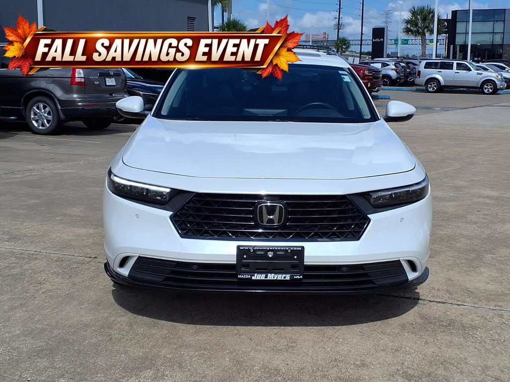 Used 2024  Honda EX-L image 7