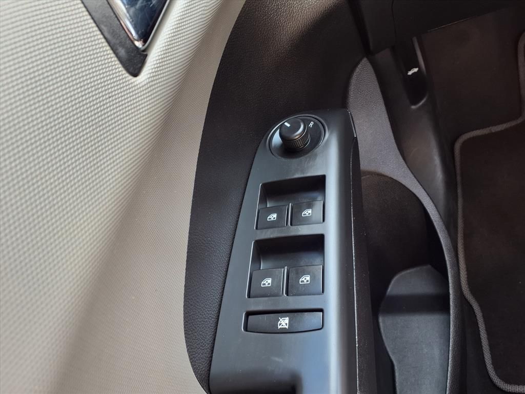 Used 2015 Black Granite Metallic Chevrolet LT image 23