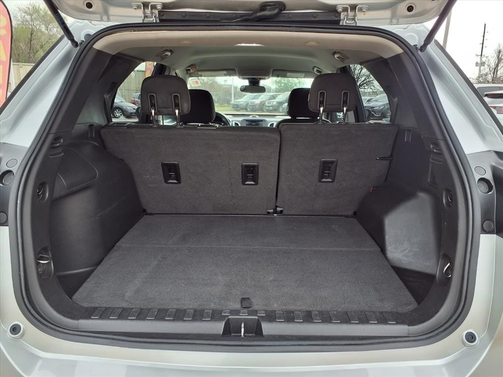 Used 2020 Silver Ice Metallic Chevrolet LT image 12