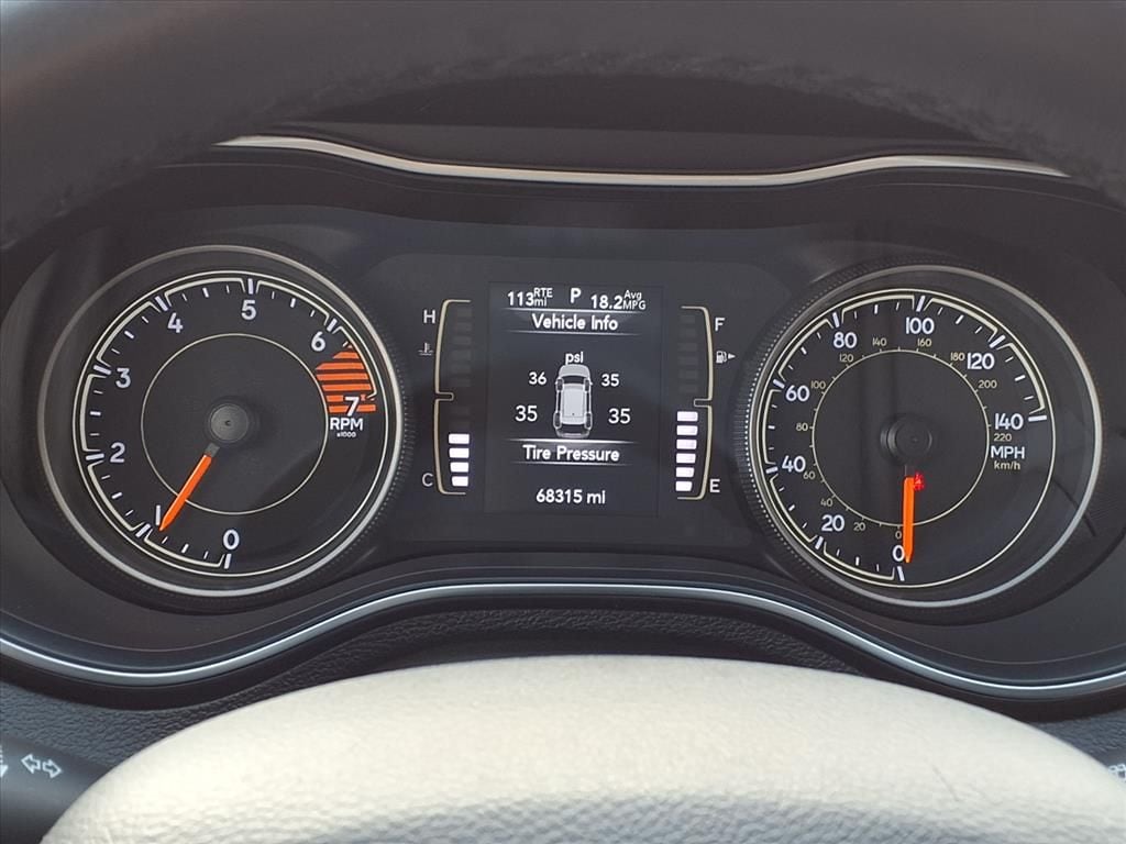 Used 2019 Bright White Clearcoat Jeep Latitude Plus image 30