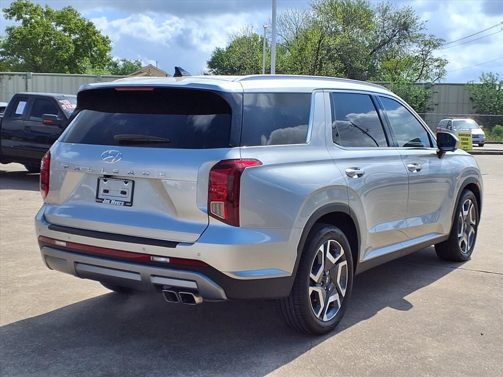 Used 2024 Typhoon Silver Hyundai SEL image 4