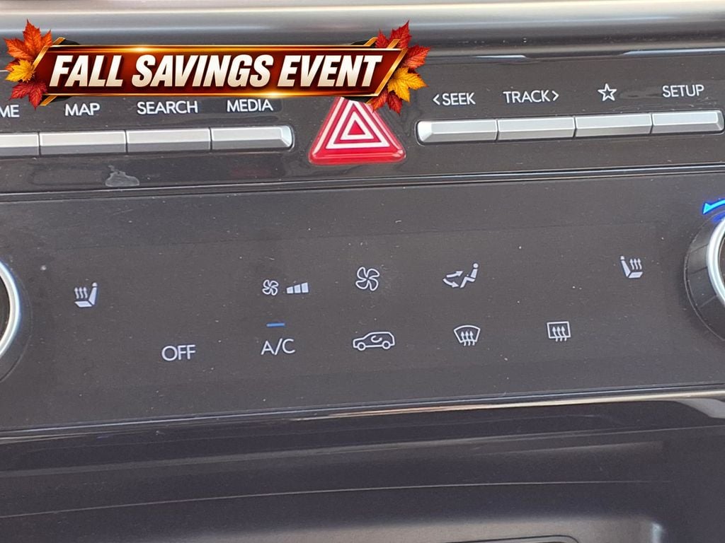 Used 2025 Phantom Black Hyundai SEL image 15