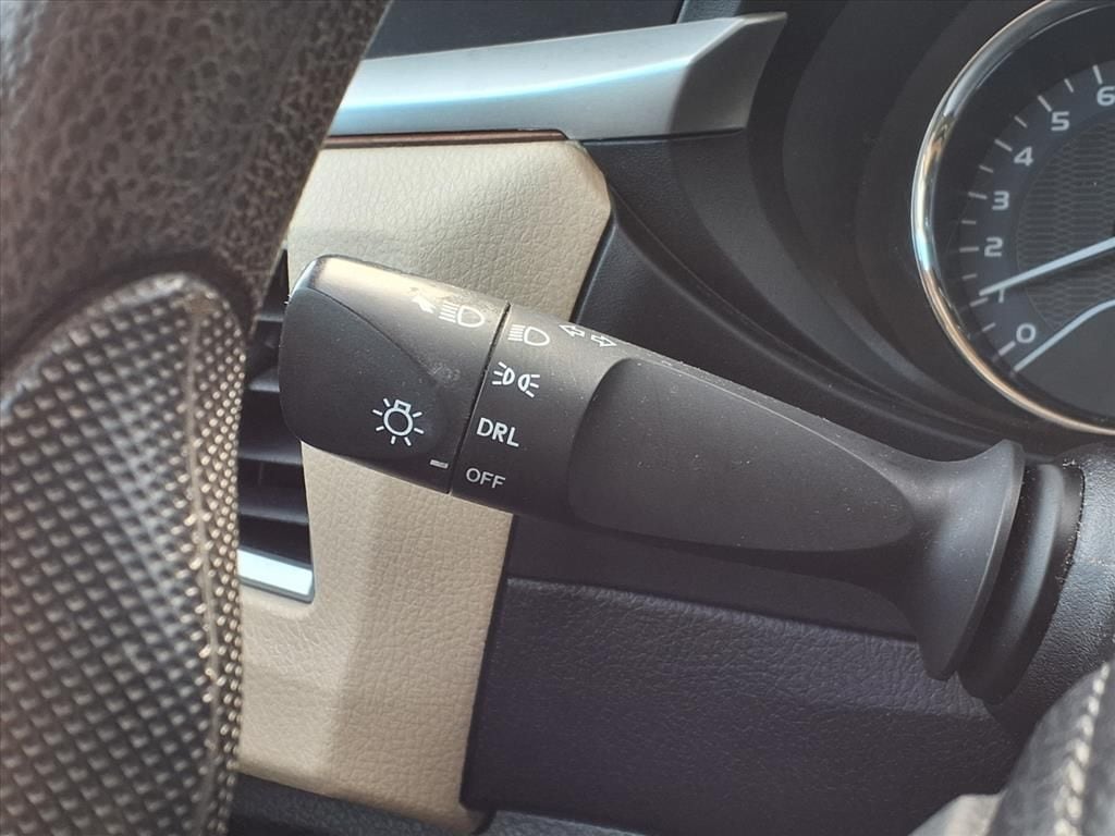 Used 2016 Super White Toyota LE image 13