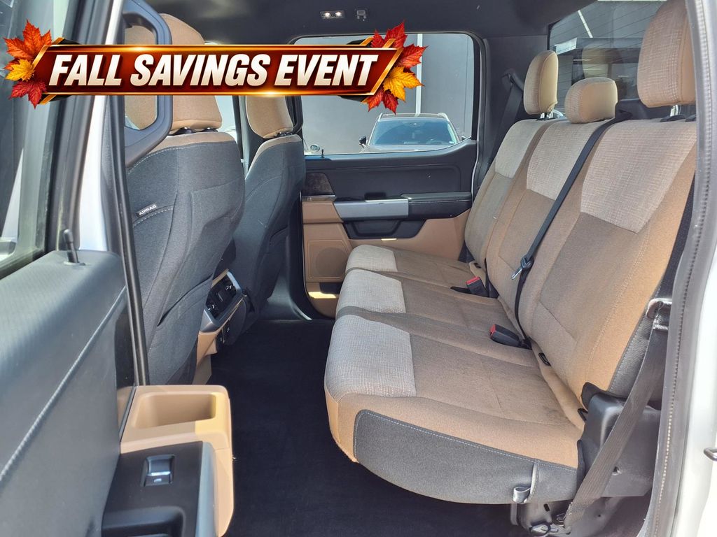 Used 2022 Oxford White Ford XLT image 11