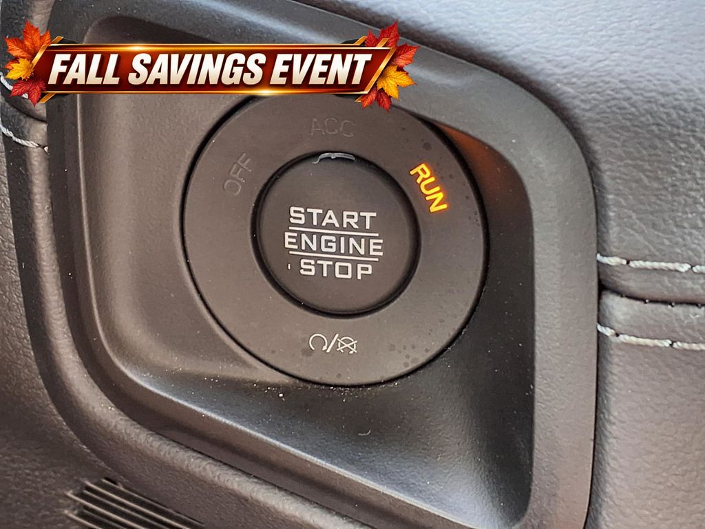 Used 2025 Black Clearcoat Jeep Sahara image 14