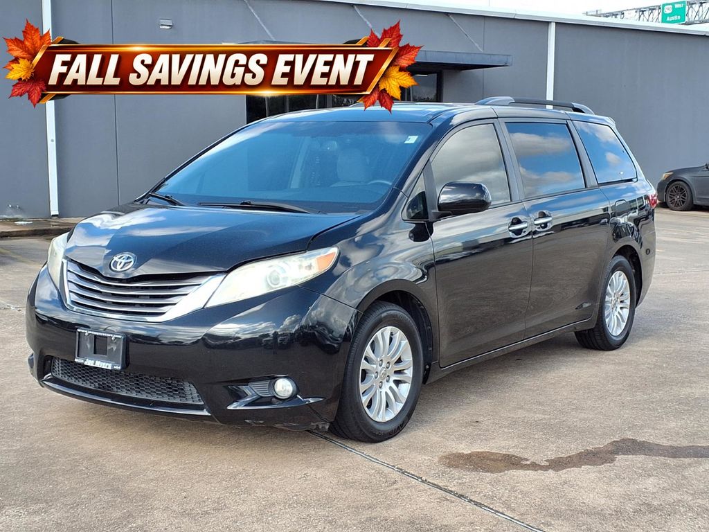 Used 2017 Midnight Black Metallic Toyota XLE Premium image 3