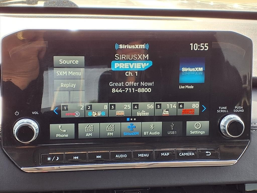 Used 2024 Gray Mitsubishi SE image 28