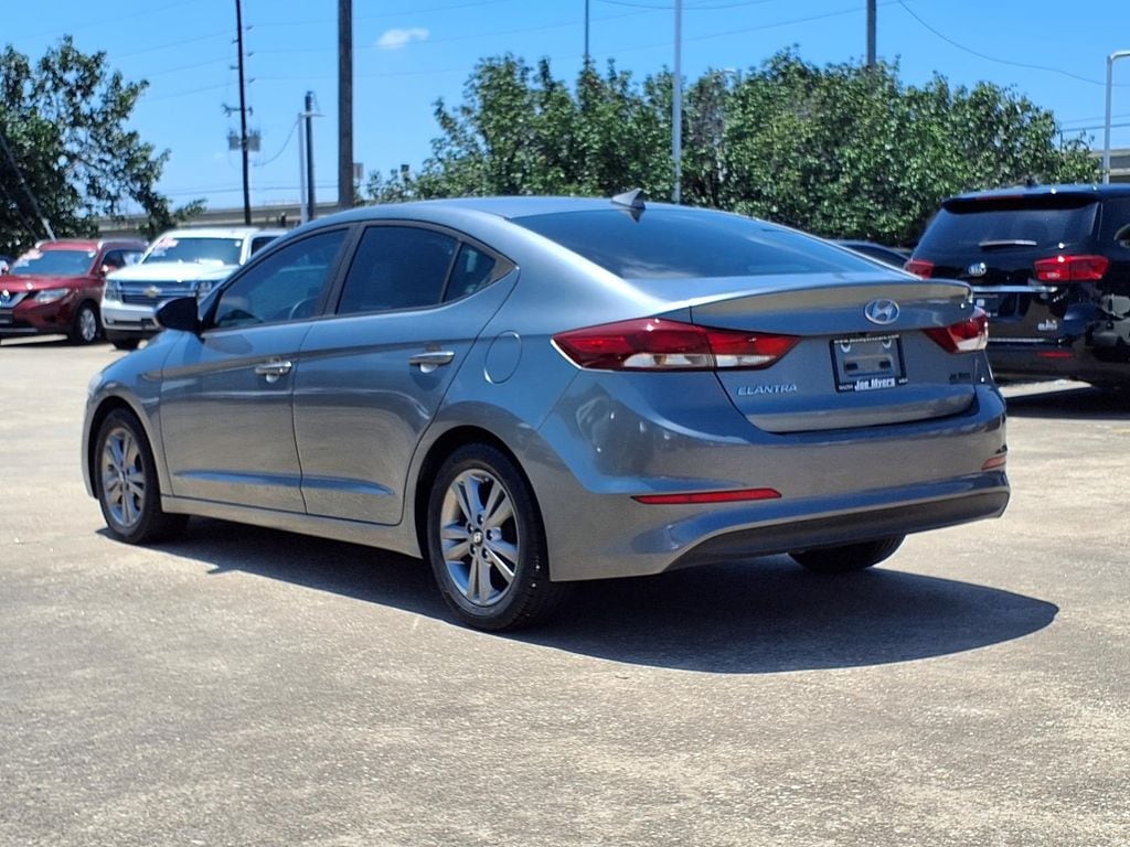 Used 2017 Hyundai Elantra SE Sedan