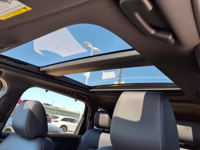 New 2026 Platinum Quartz Metallic Mazda Premium Plus AWD image 4