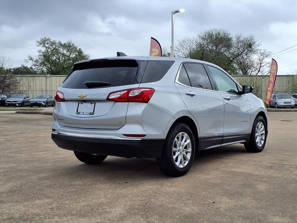 Used 2020 Silver Ice Metallic Chevrolet LT image 7