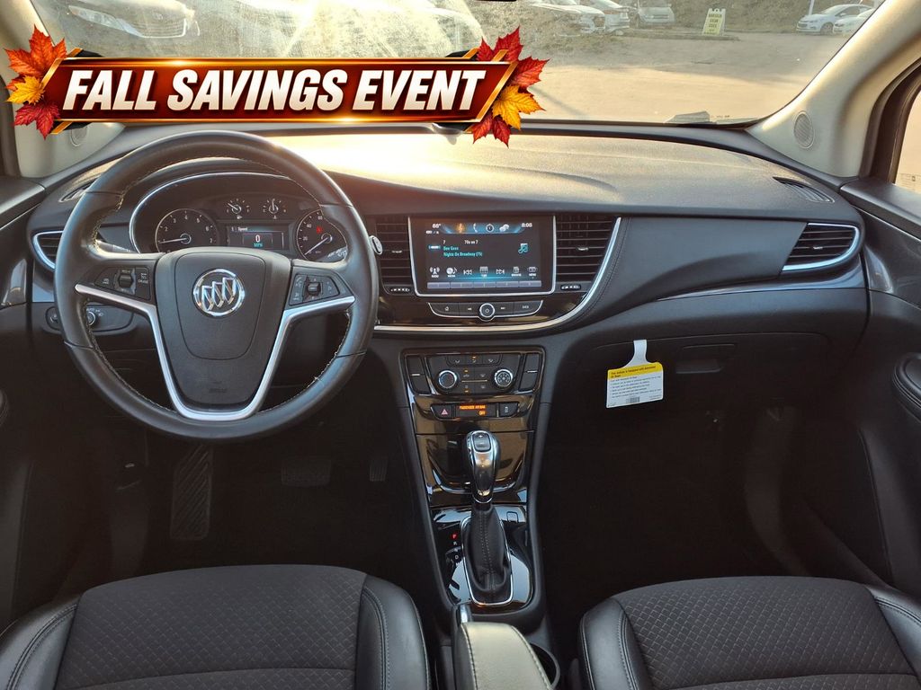 Used 2021 Summit White Buick Preferred image 9